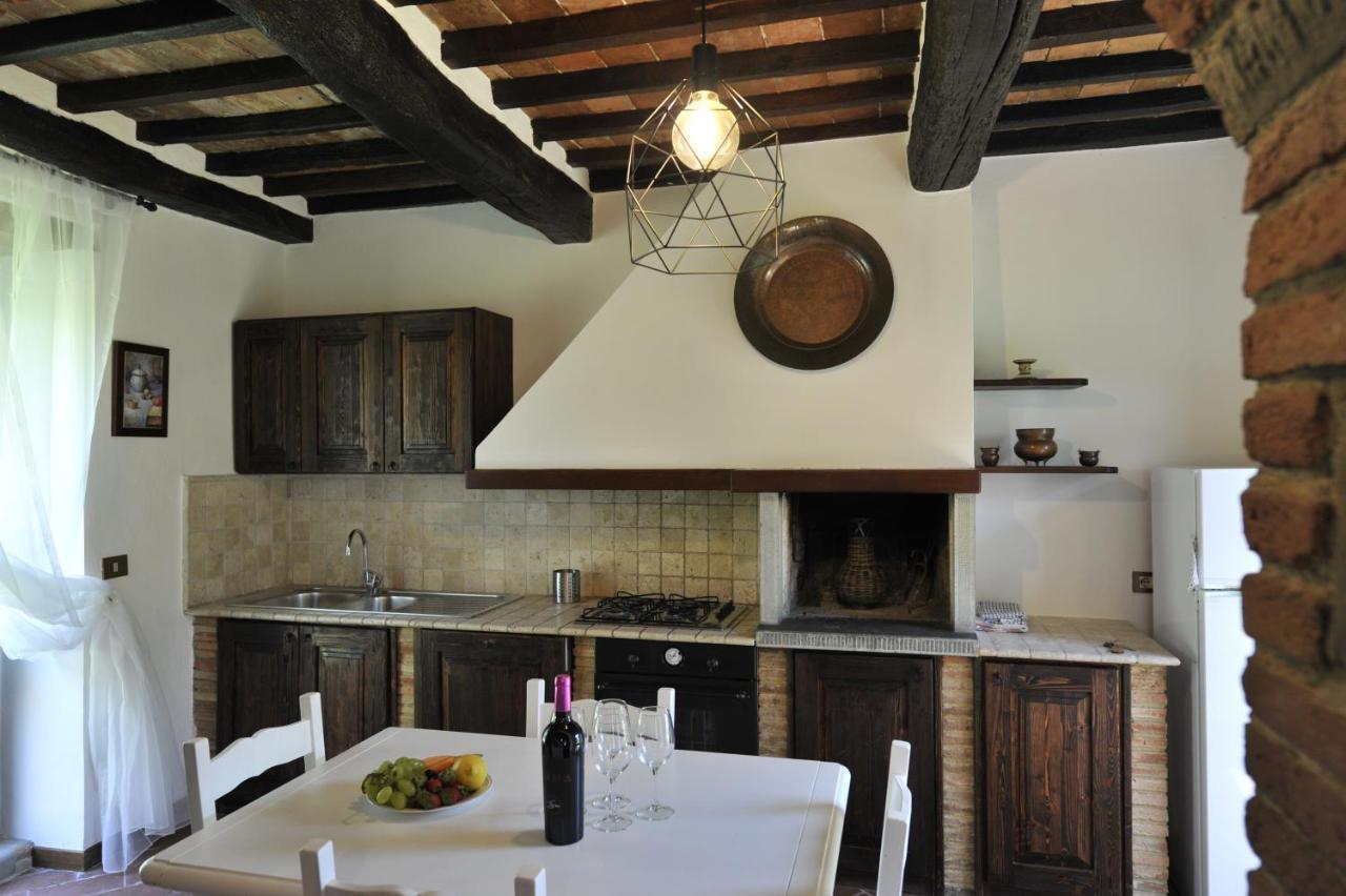 La Casa Colonica Villa Tuoro sul Trasimeno Eksteriør bilde